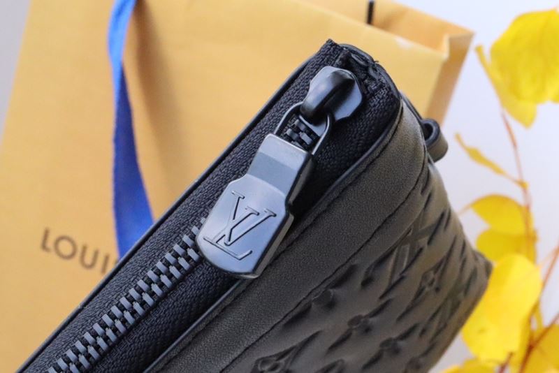 Louis Vuitton Clutch Bags